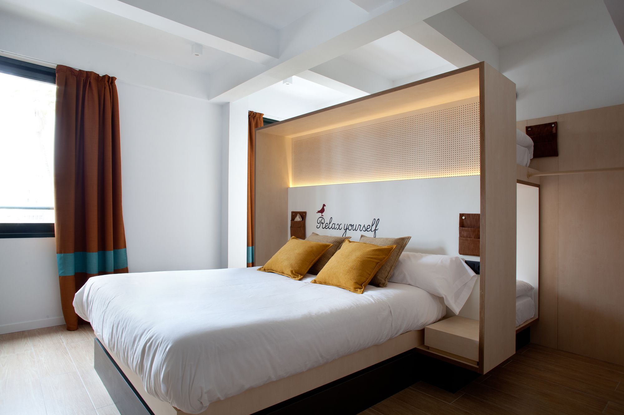 Фото Toc Hostel Sevilla