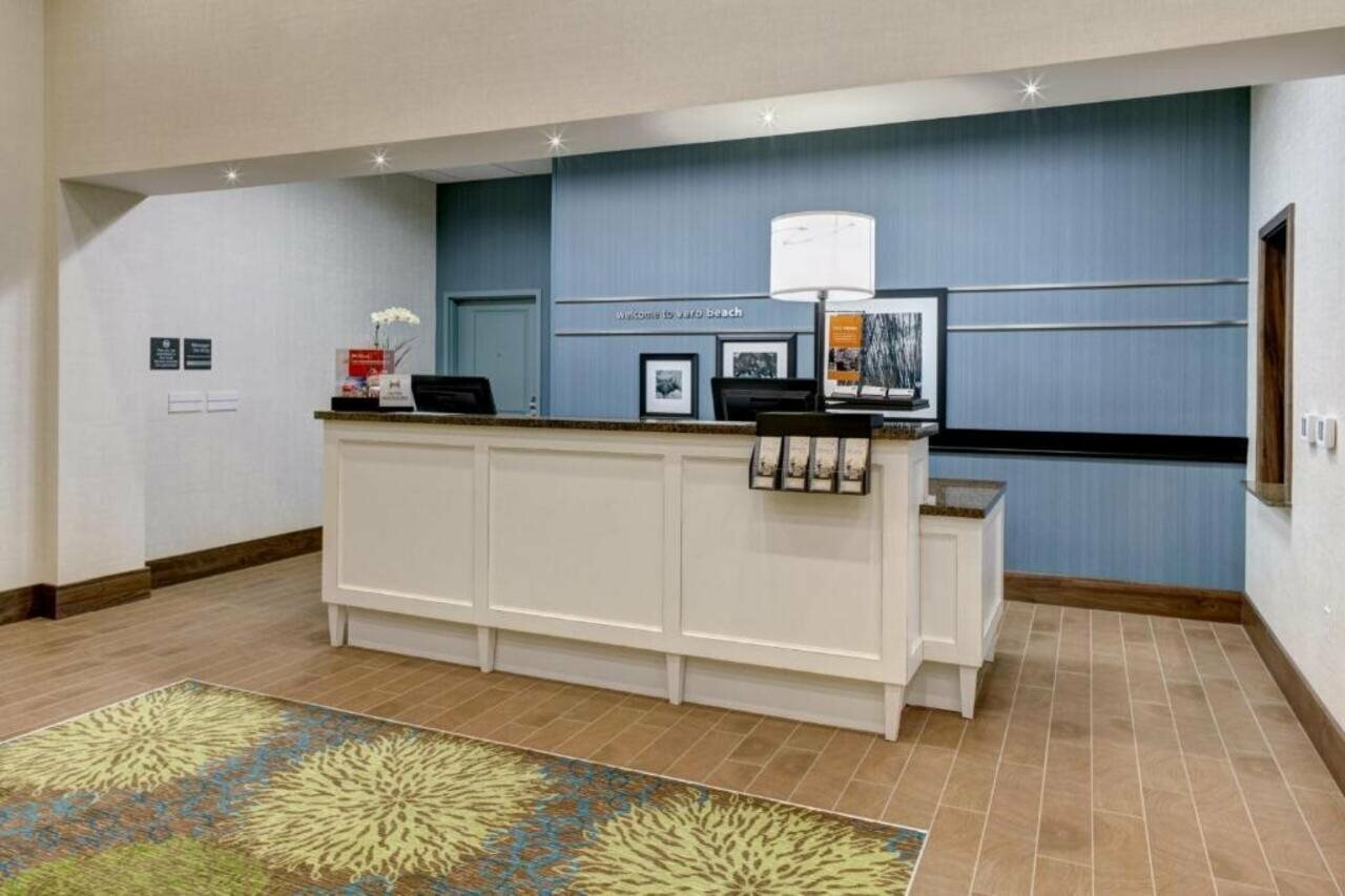 Фото Hampton Inn & Suites Vero Beach Downtown