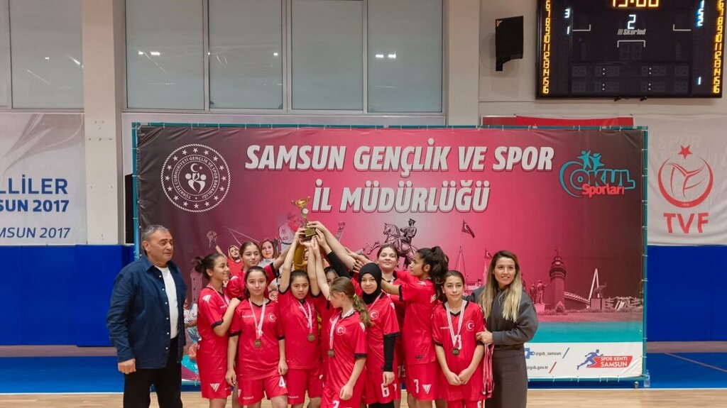 School Omerli Galip Ozturk Middle School, Carsamba, photo