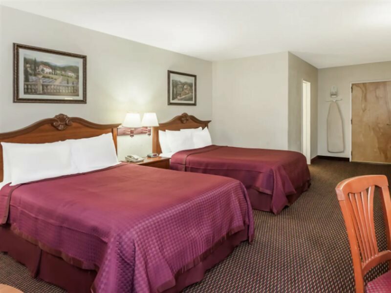 Фото Red Roof Inn Warrenton