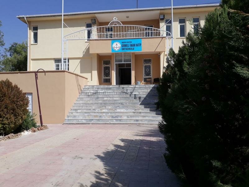 School Girmeli Imam Hatip Secondary School, Nusaybin, photo