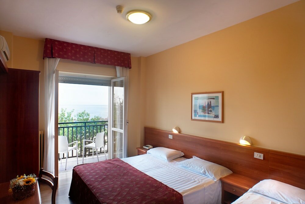 Фото Hotel Regent