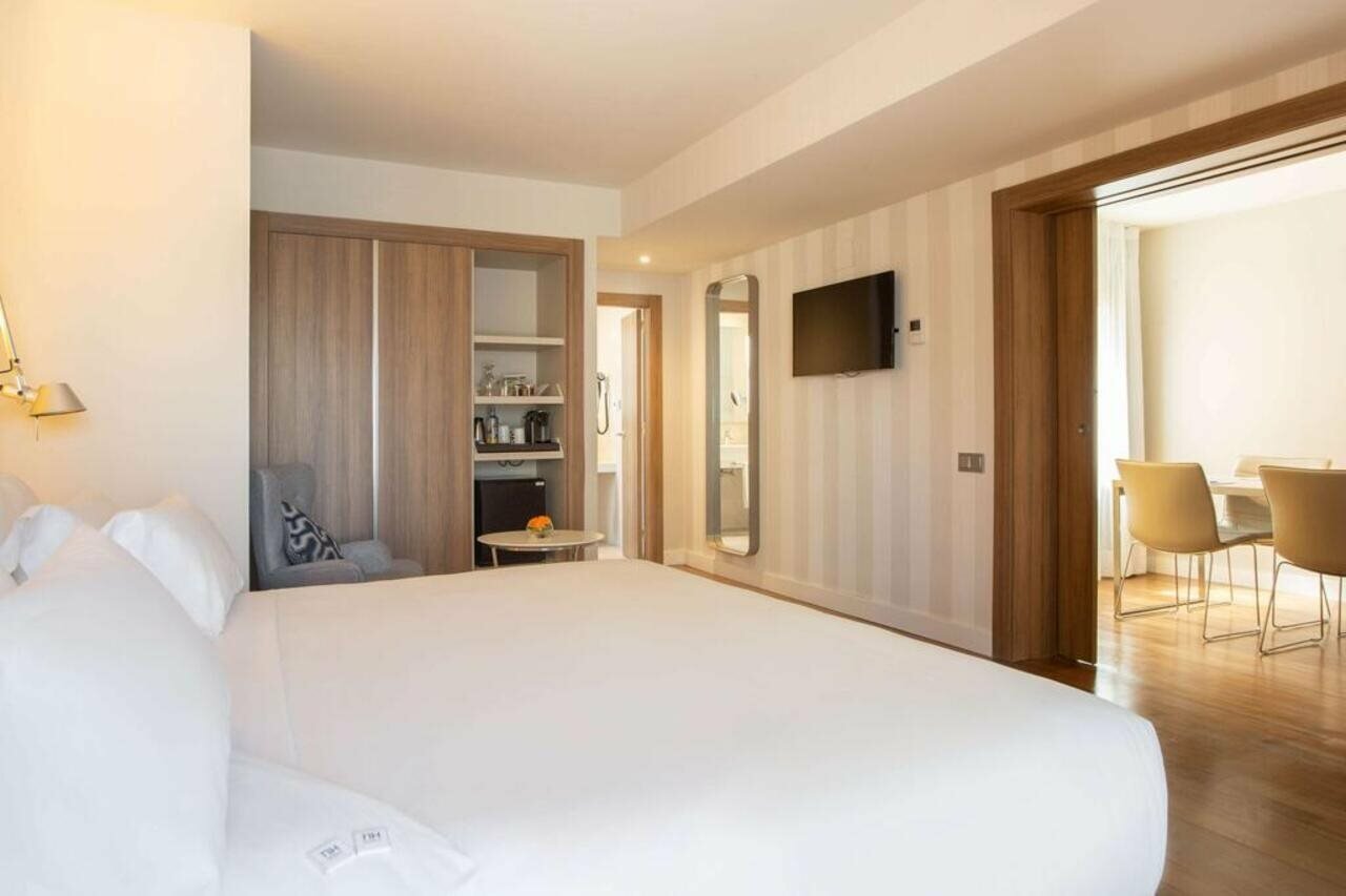 Фото Nh Madrid Balboa