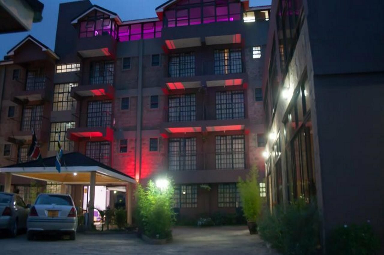 Фото 67 Airport Hotel