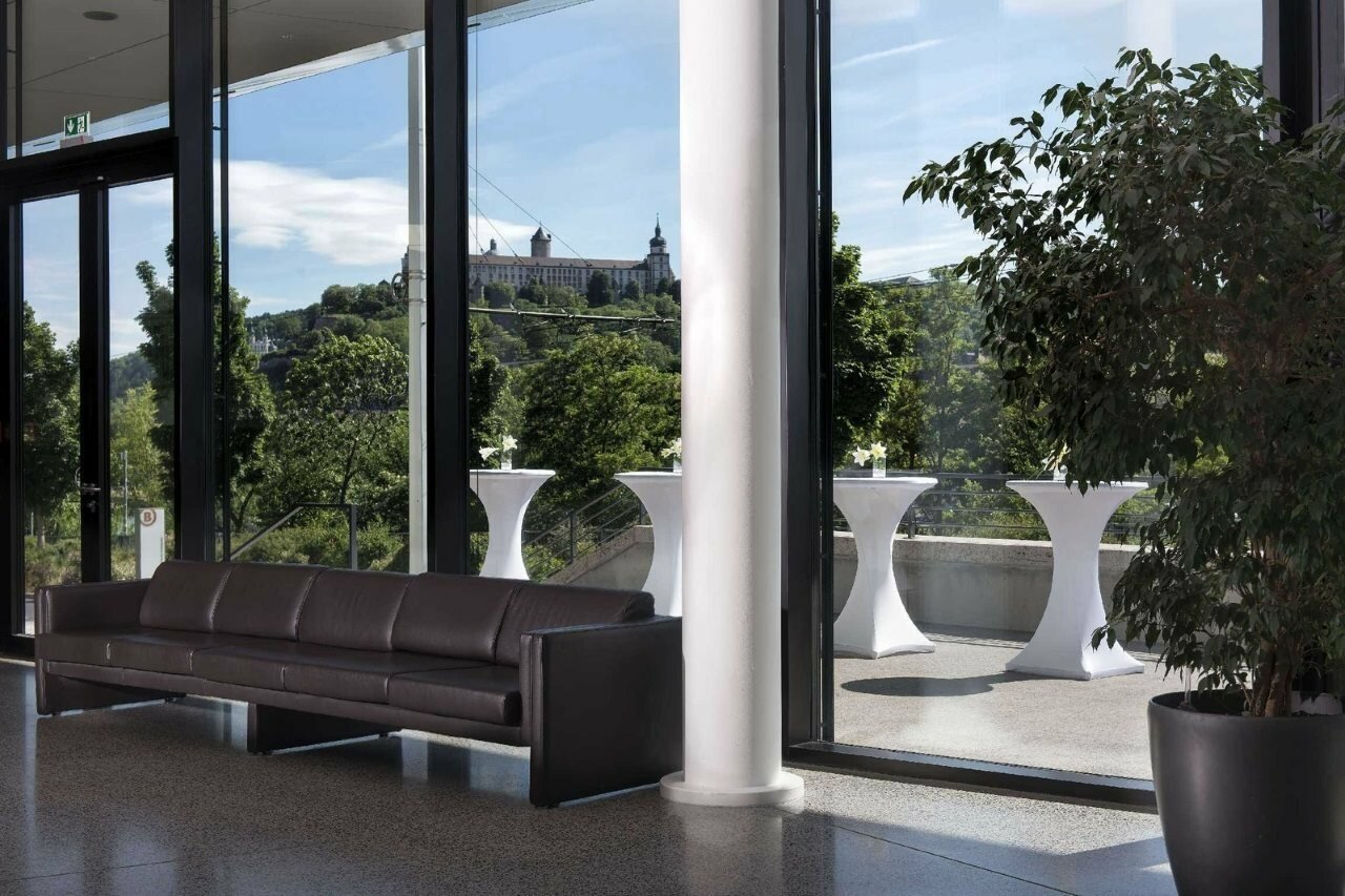 Фото Maritim Hotel Würzburg