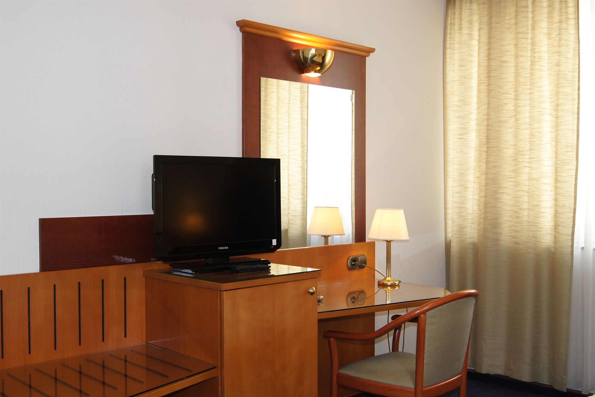 Фото The Weekend Hotel