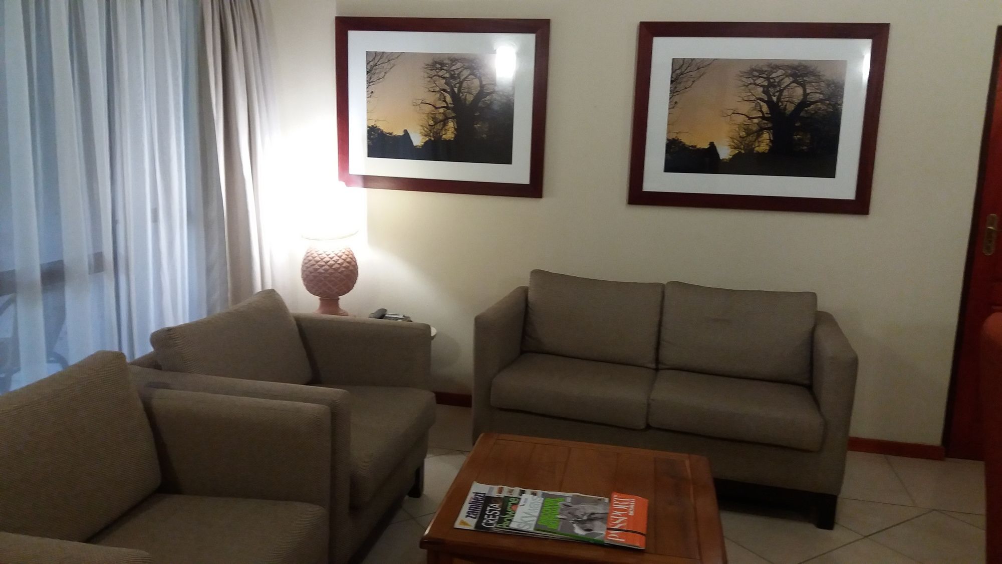 Фото Cresta Mowana Safari Resort & SPA