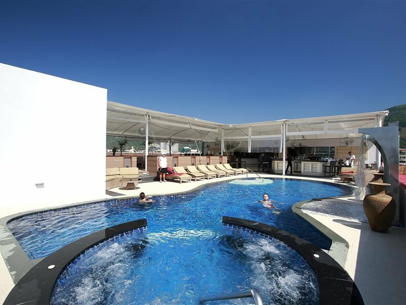 Фото Absolute Bangla Suites