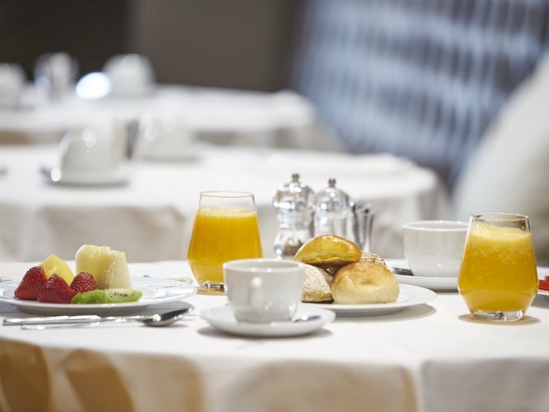 Фото 9Hotel Mercy