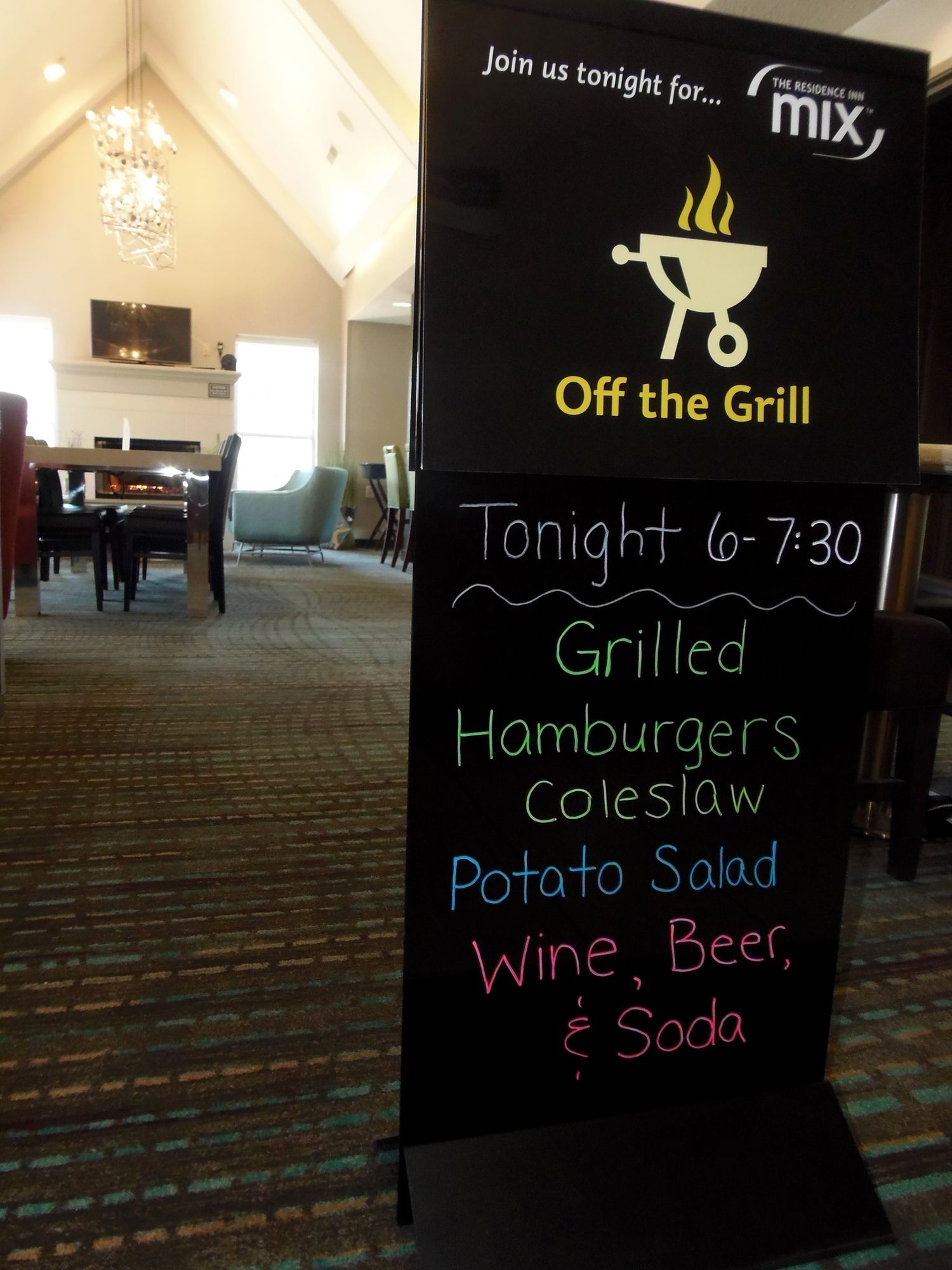 Фото Residence Inn by Marriott Indianapolis Airport