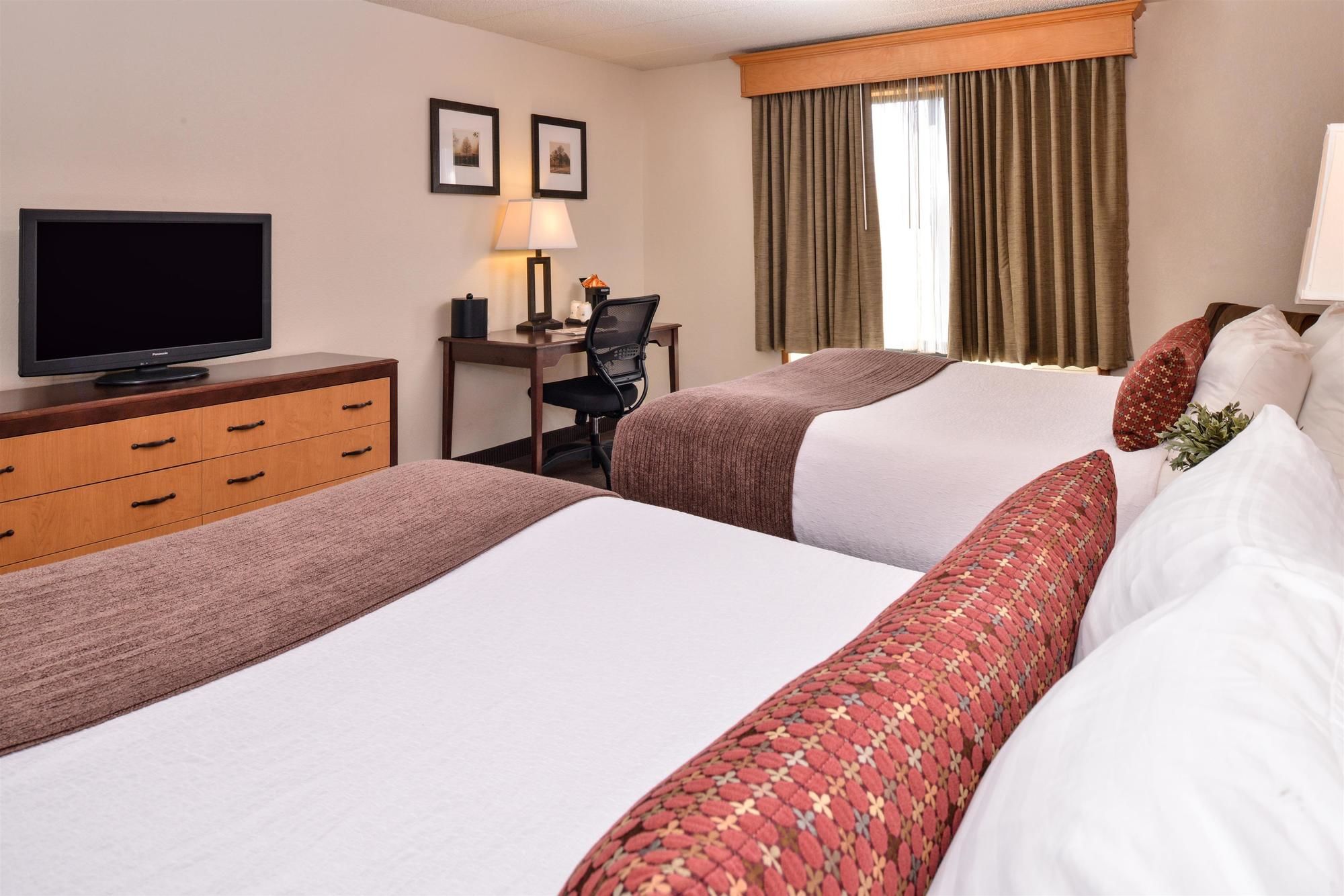 Фото Best Western Plus Sidney Lodge