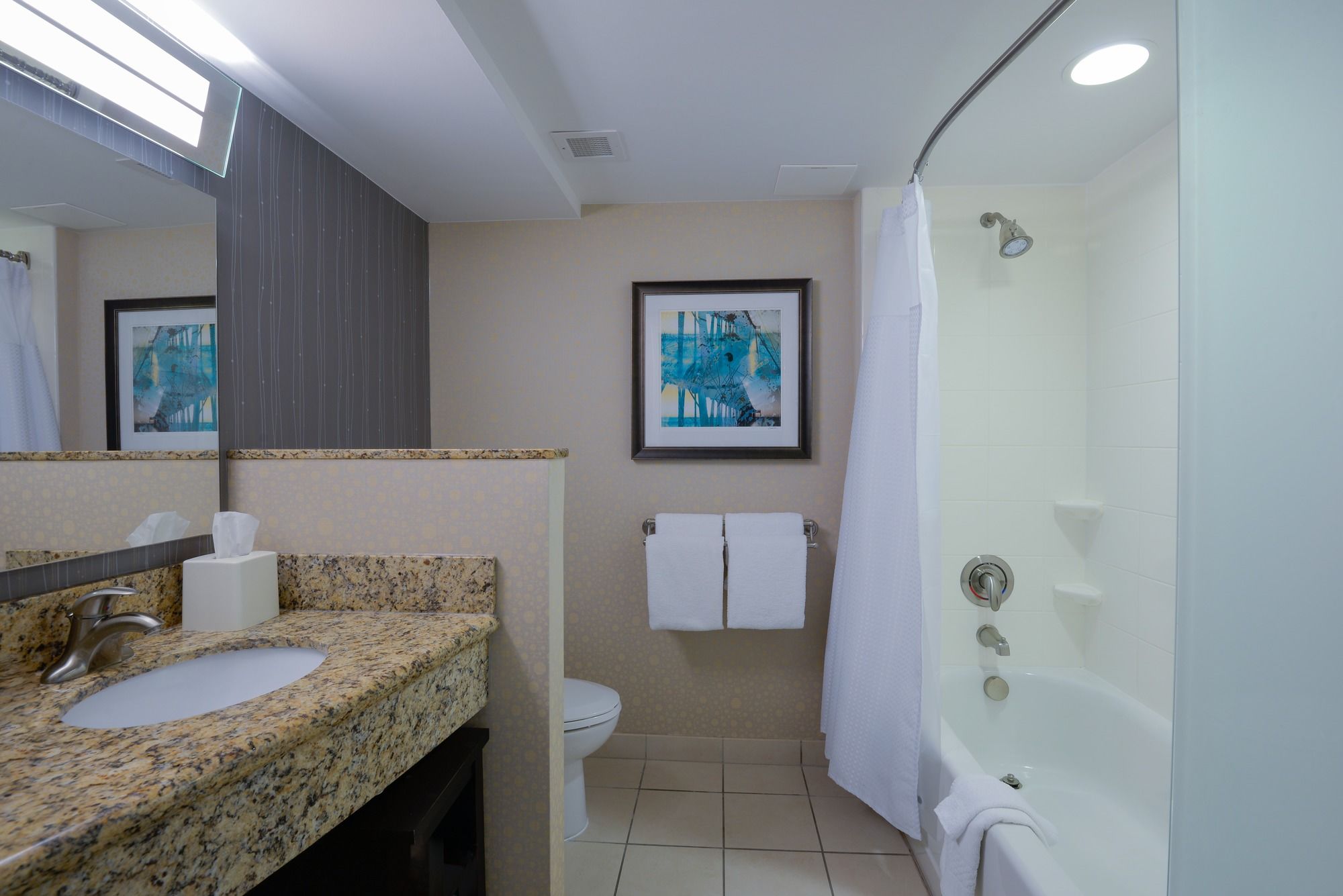 Фото Courtyard Ocean City Oceanfront