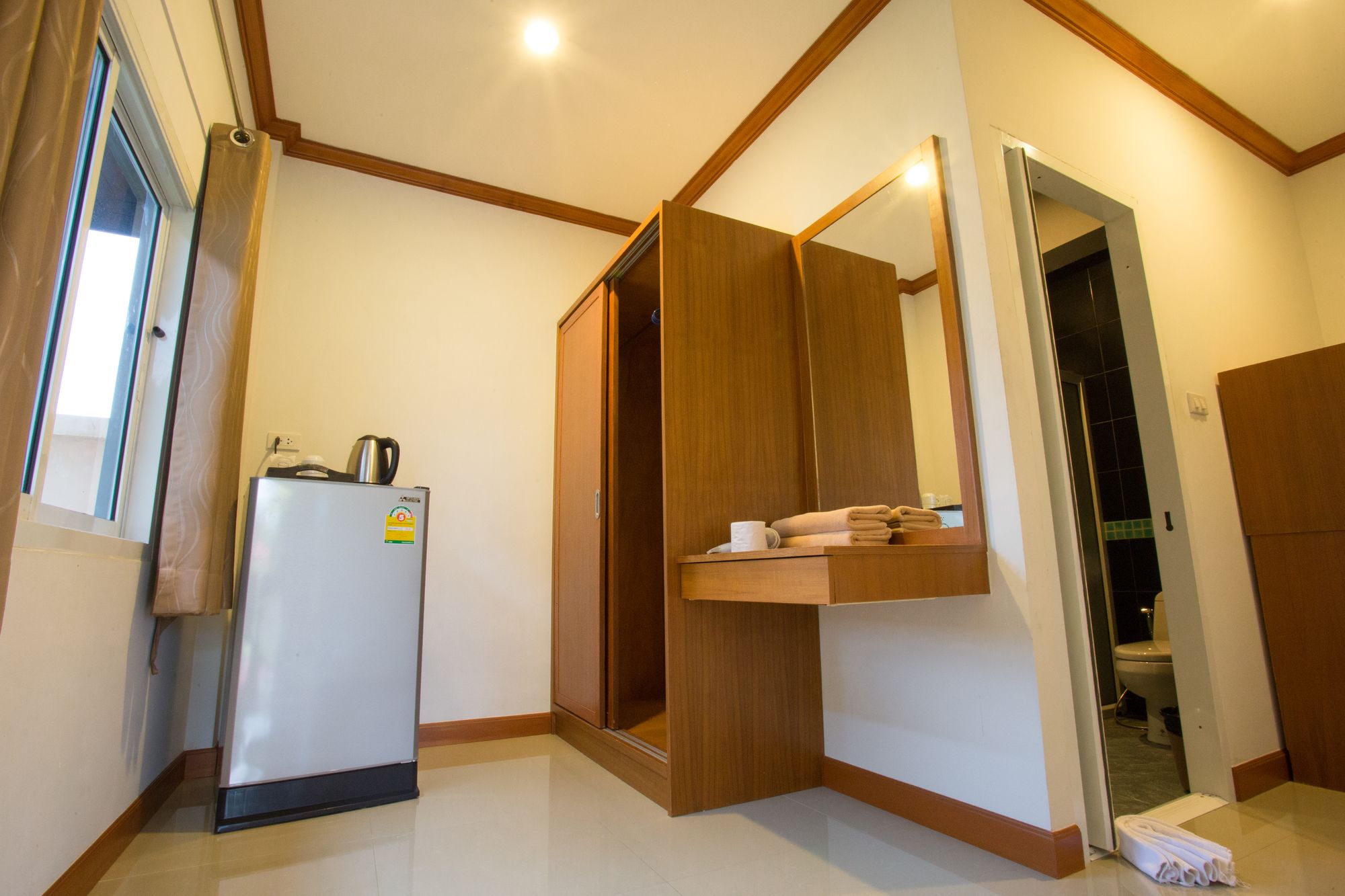 Фото Phuket Airport Villa