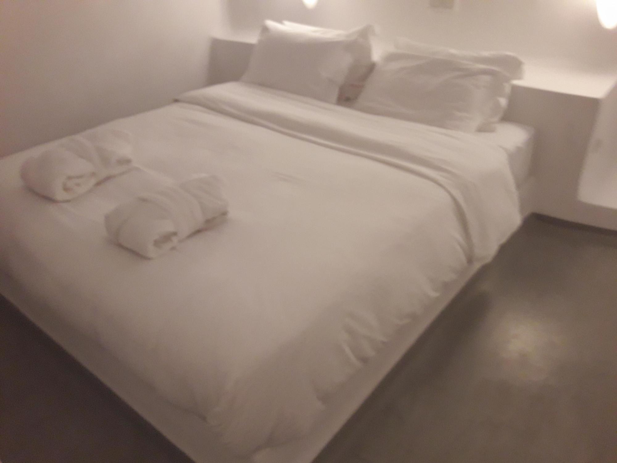 Фото Iriana Suites