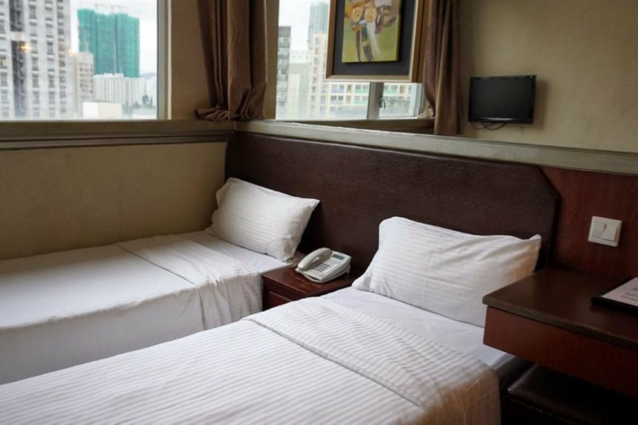 Фото Oriental Lander Hotel