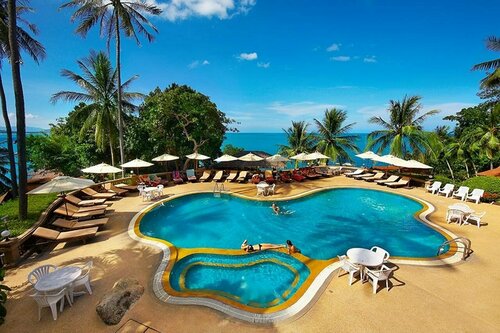 Внешний вид отеля Coral Cliff Beach Resort в Ламае, фото 1