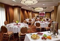 Фото Residence Inn by Marriott Toronto Downtown Entertainment District