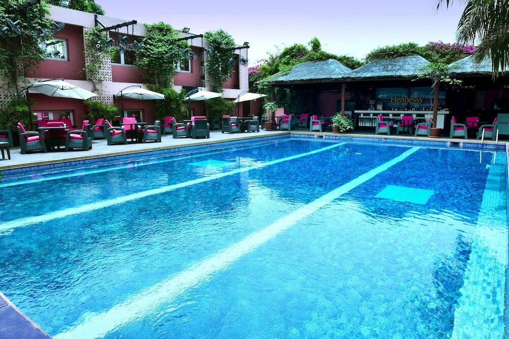 Фото отеля 1