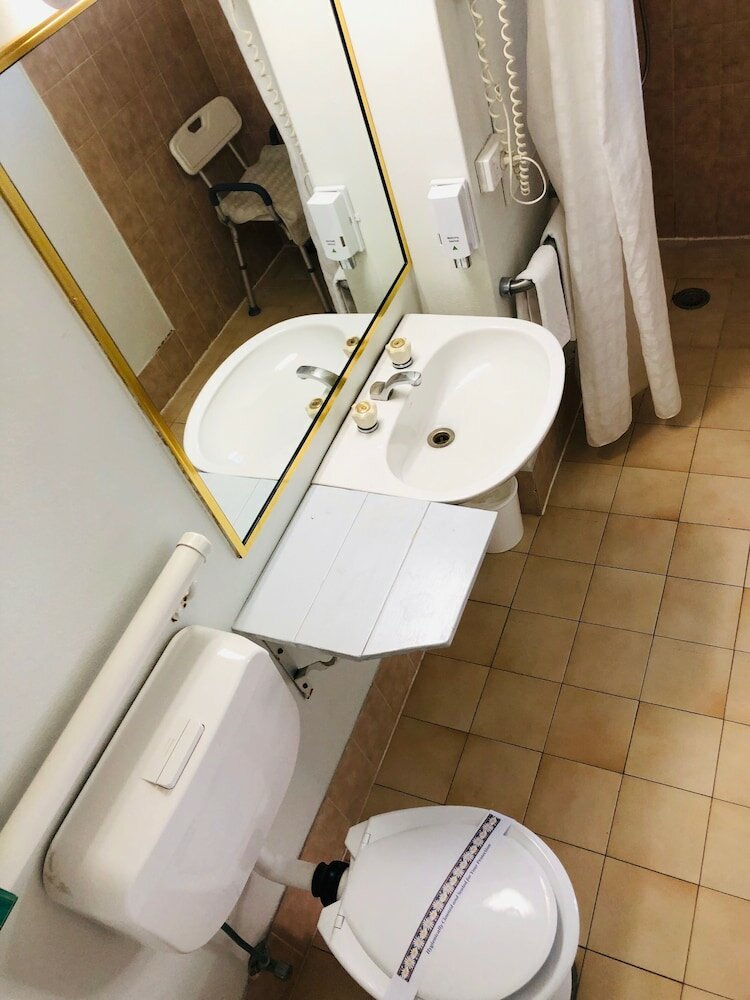 Фото Campbelltown Colonial Motor Inn