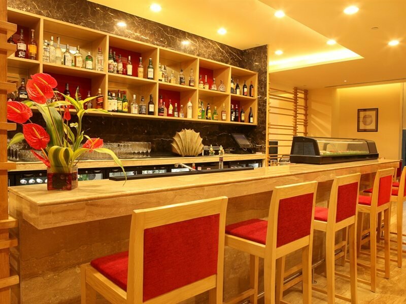 Фото The Metropolitan Hotel and SPA New Delhi