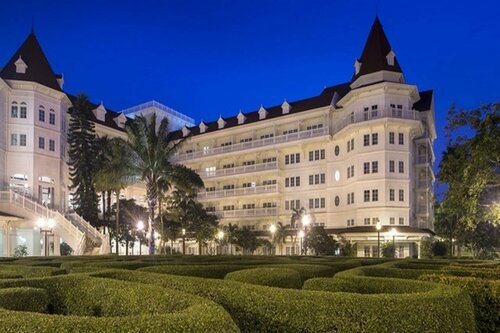 Внешний вид отеля Hong Kong Disneyland Hotel в Районе Цюаньване, фото 1