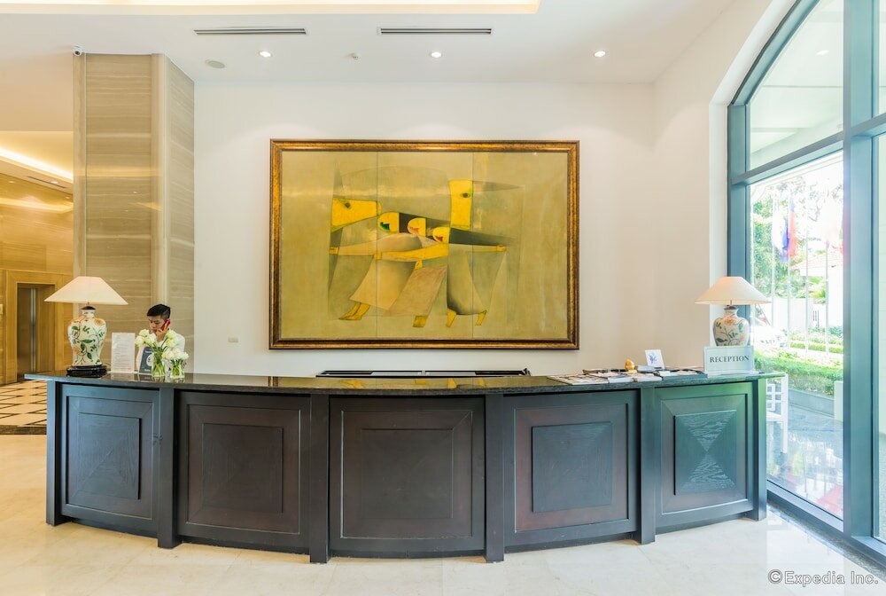 Фото Elegant Suites Westlake