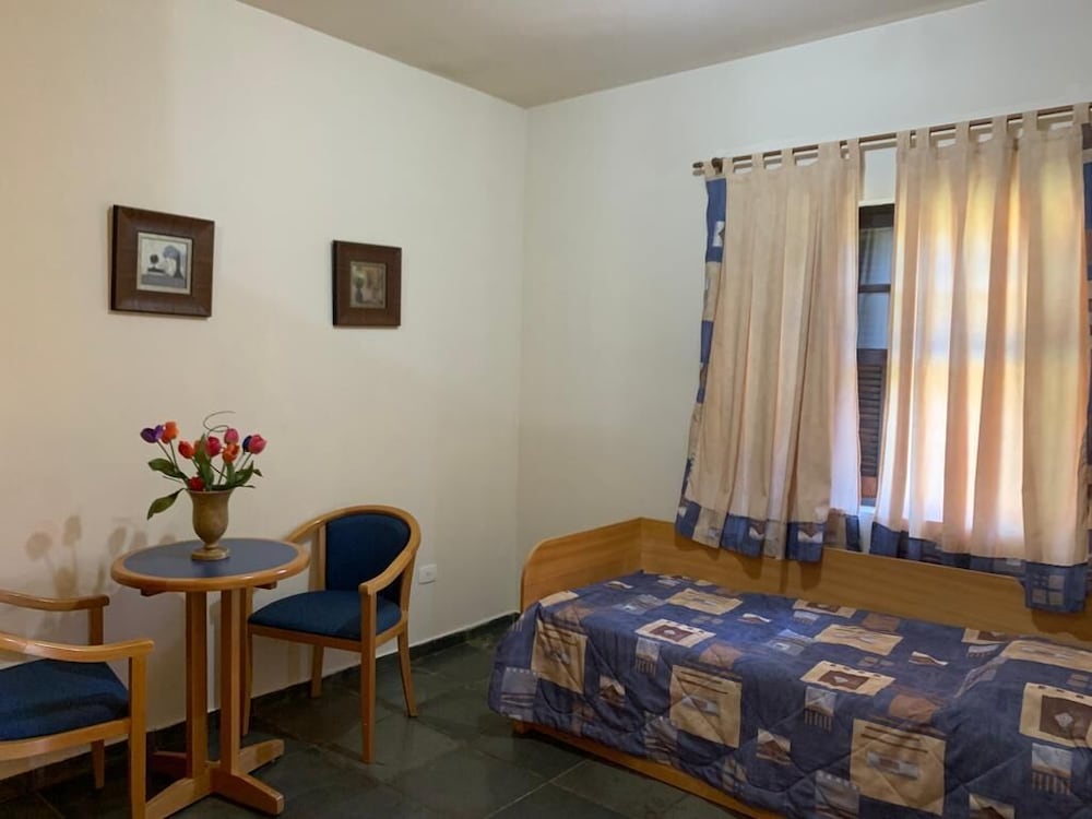 Фото Hotel Fazenda Estancia Reviver