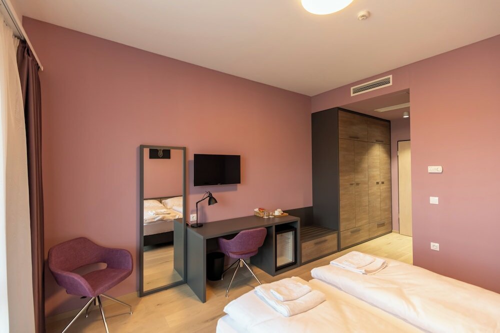 Фото A22 Hotel Gyál