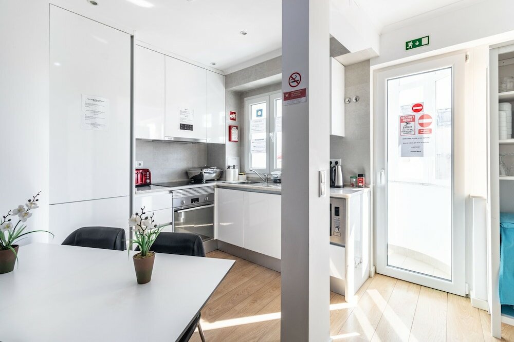 Фото Lisbon Terrace Suites for Large Groups