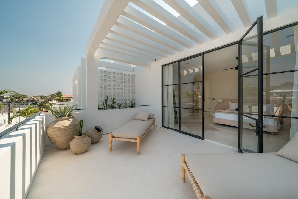 Фото Sanctum house