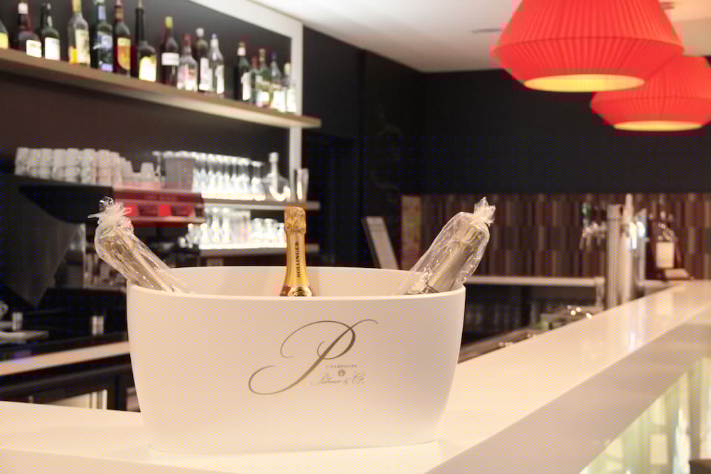 Фото Hostellerie Saint Vincent Beauvais Aéroport