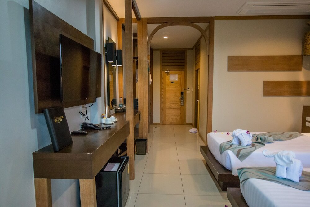 Фото Chaokoh Phi Phi Hotel & Resort