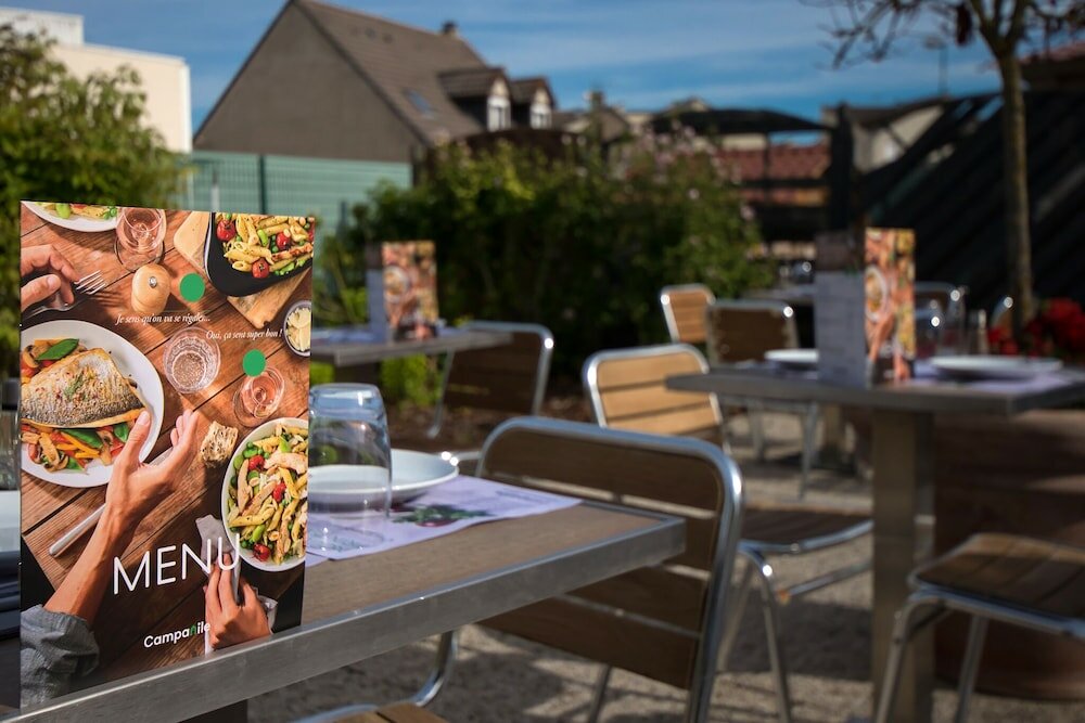 Фото Hôtel Campanile Reims Ouest - Tinqueux