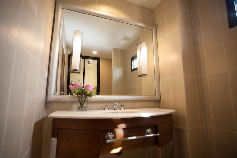 Фото Lotusland Resort