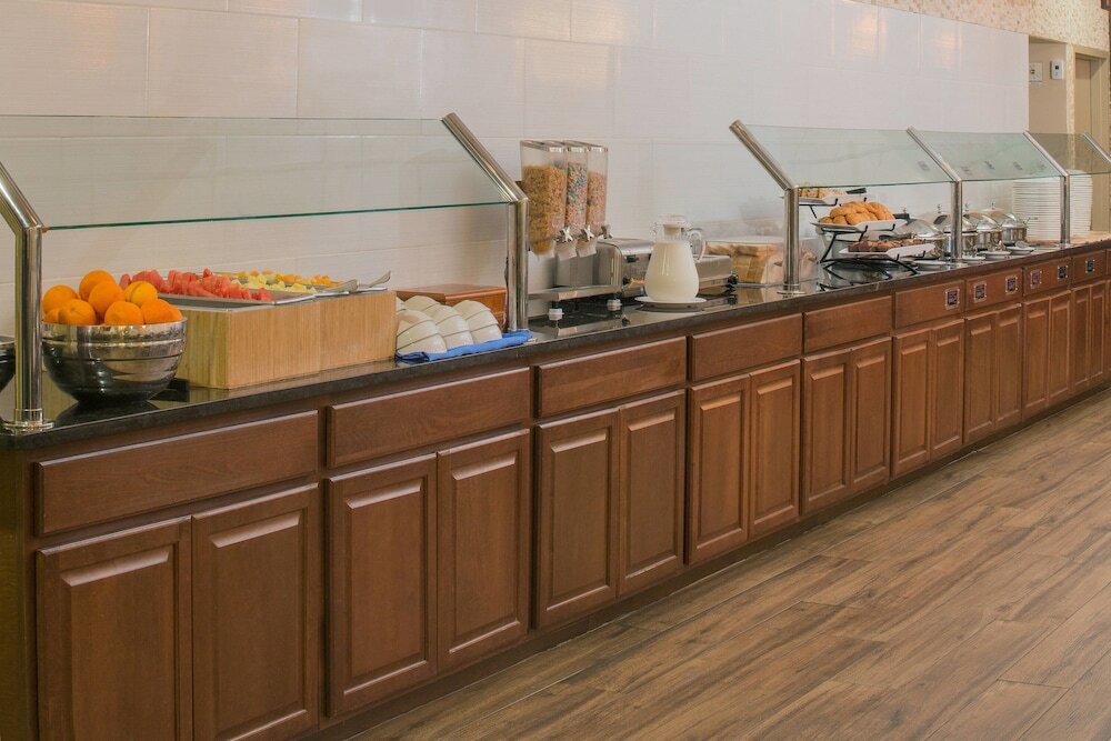 Фото Four Points by Sheraton Orlando International Drive