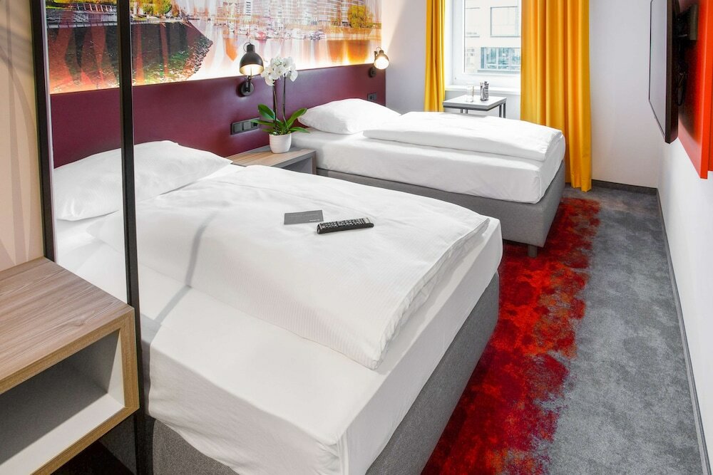 Фото Campanile Duisburg City