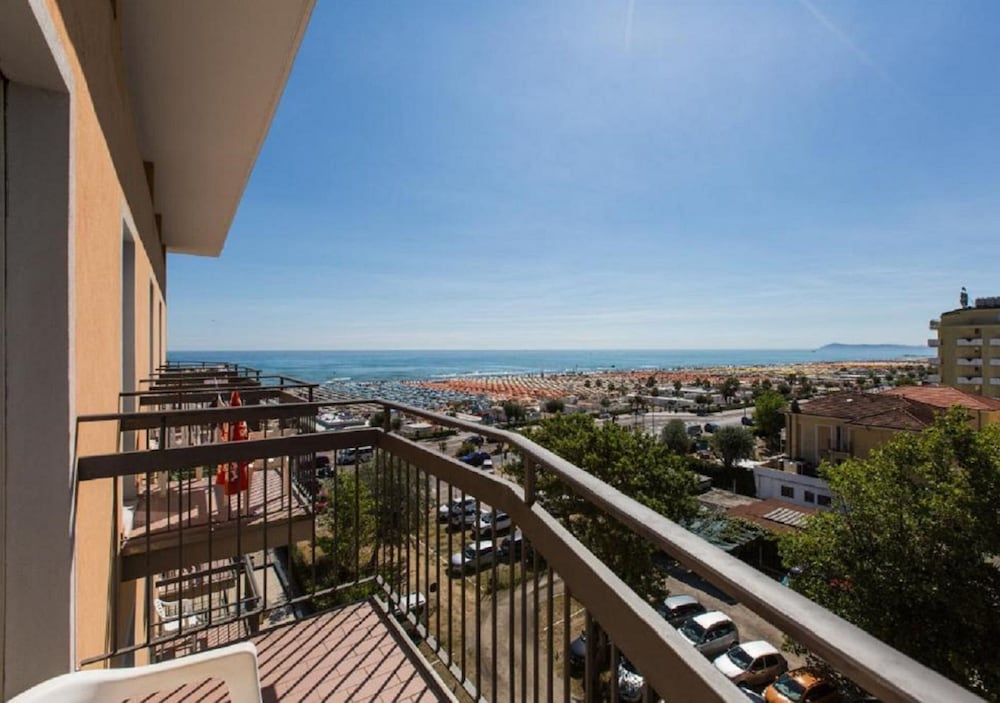 Фото Hotel Atlas