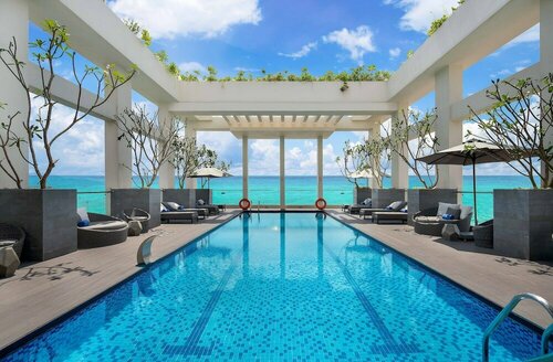 Гостиница Paris Deli Danang Beach Hotel в Дананге