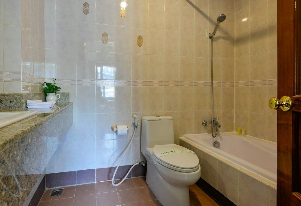 Фото The Spring Hotel