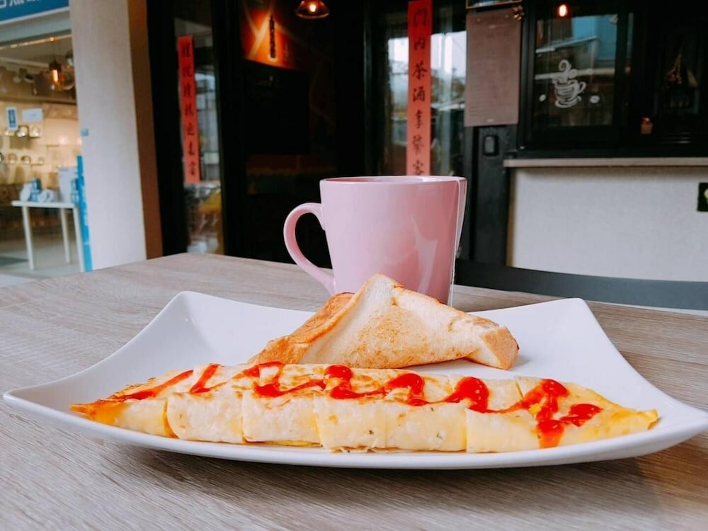 Фото Old Door Hostel & Bar