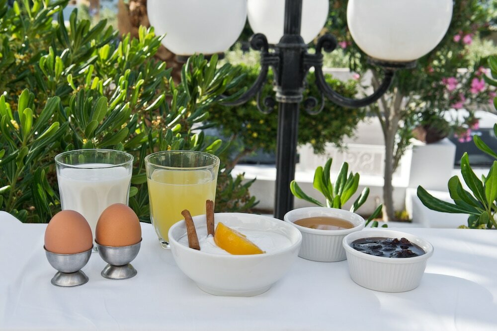 Фото Hotel Makarios