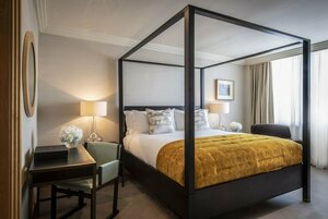 Гостиница The Westbury Hotel