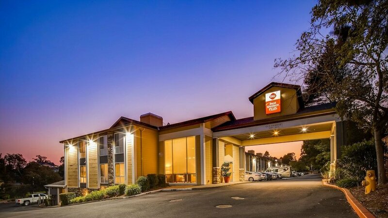 Гостиница Best Western Plus Heritage Inn