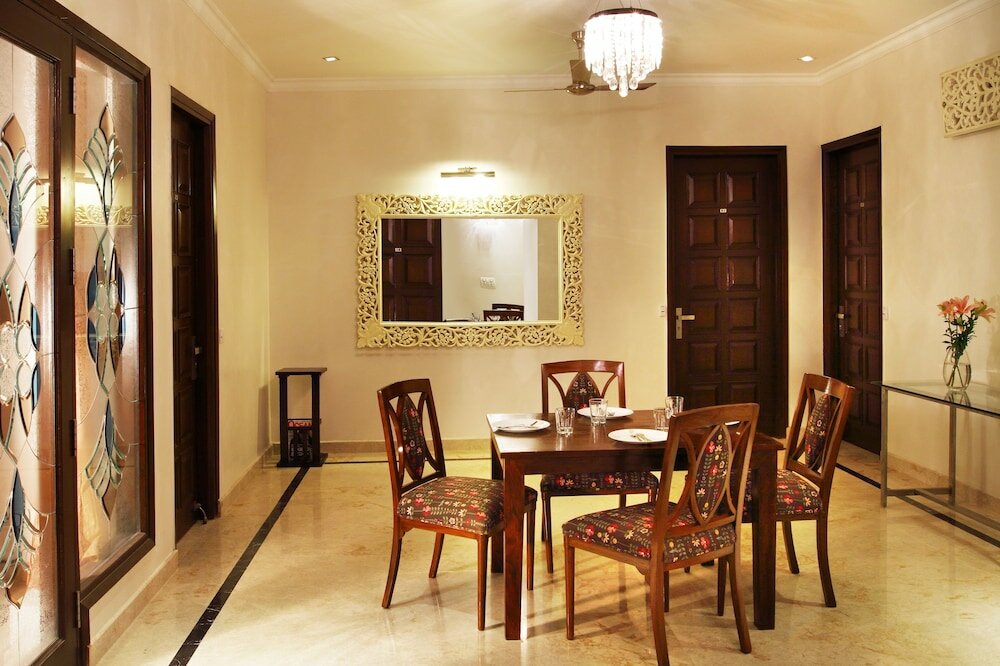 Фото Perch Arbor Suites