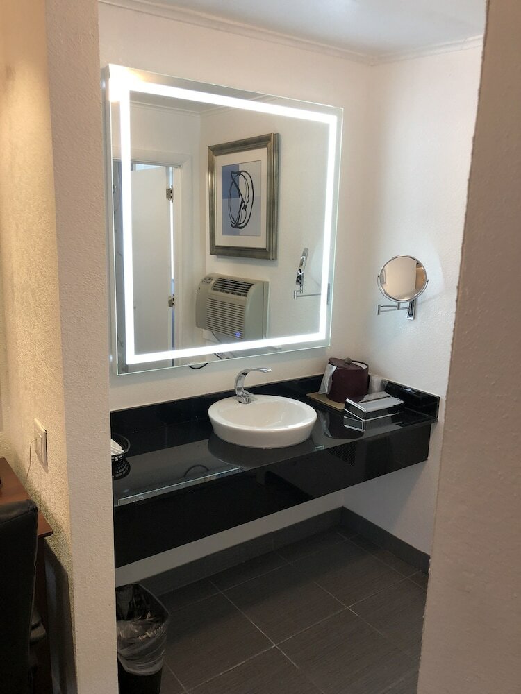 Фото Berkshire Inn