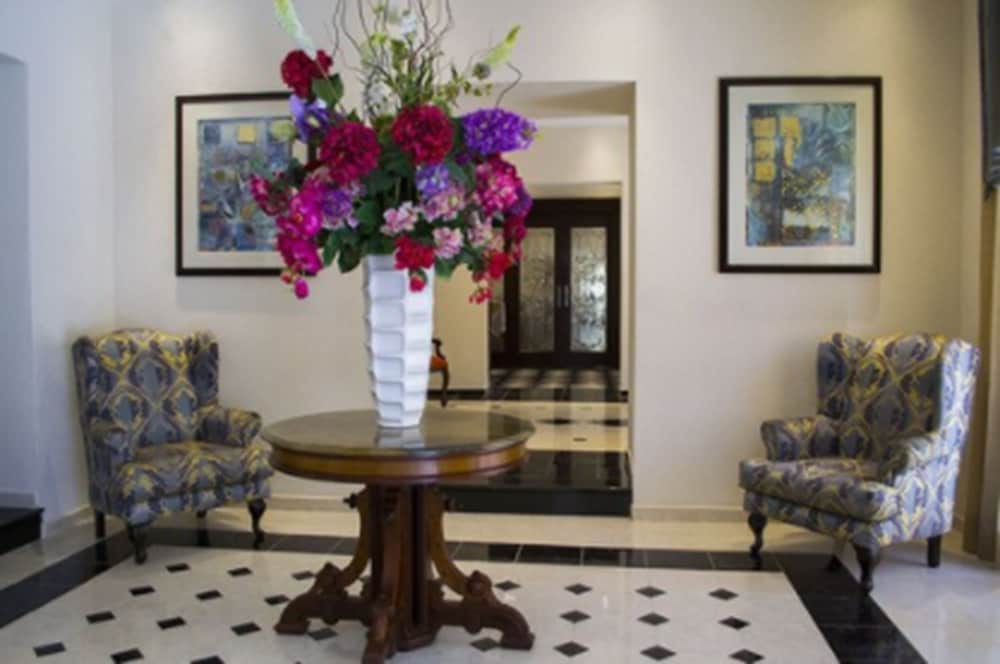 Фото Hotel Plaza Colonial