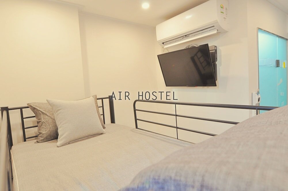 Фото Oyo Hostel Myeongdong 3