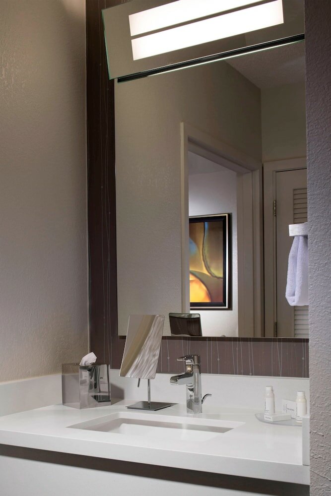 Фото Courtyard by Marriott Fort Lauderdale Weston