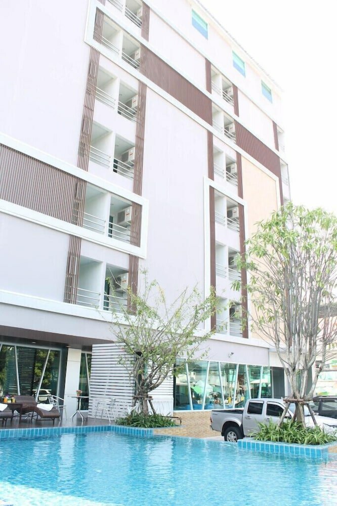 Фото Chariot Pattaya Residence