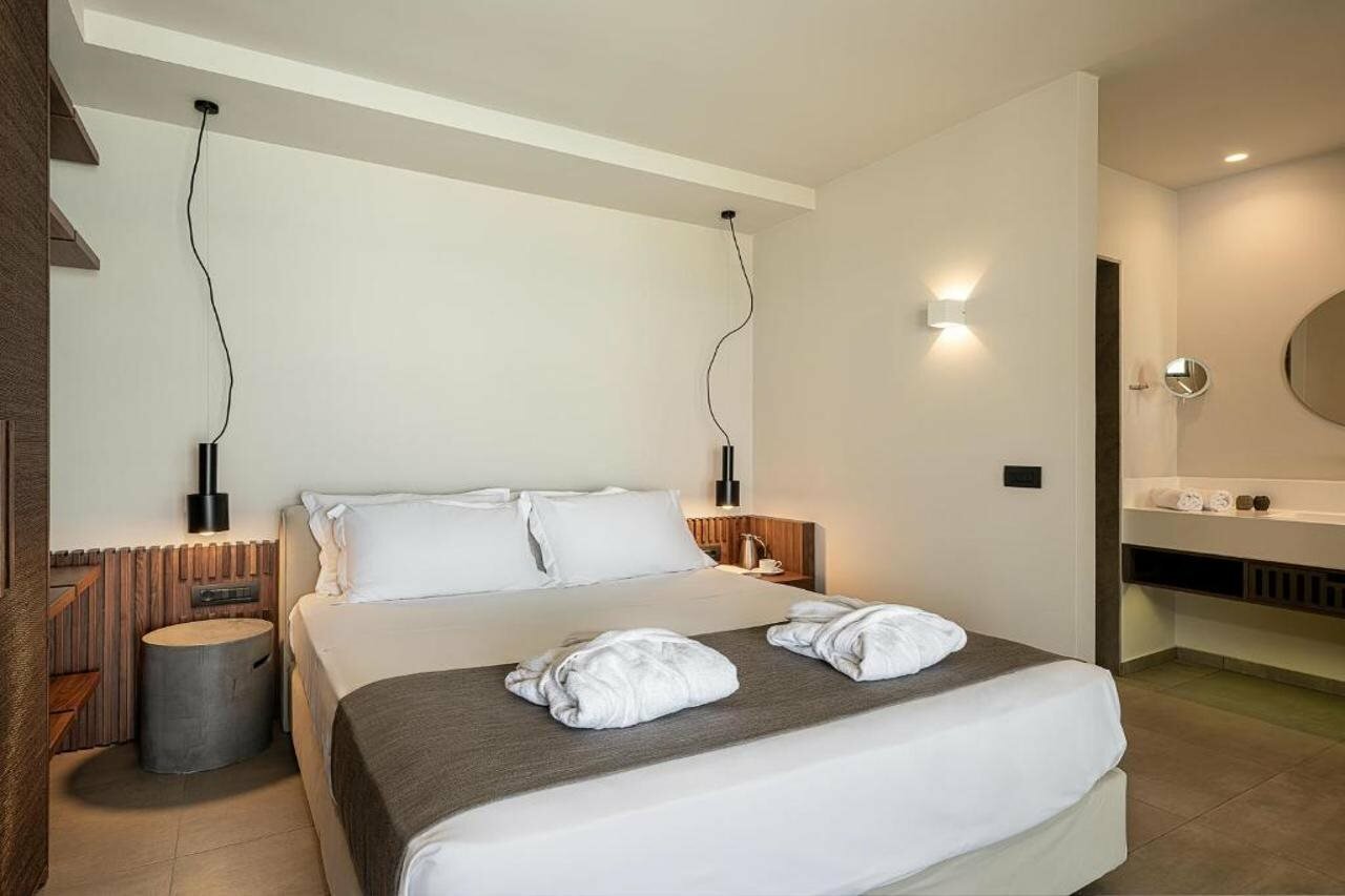 Фото Kakkos Beach Hotel - Adults Only